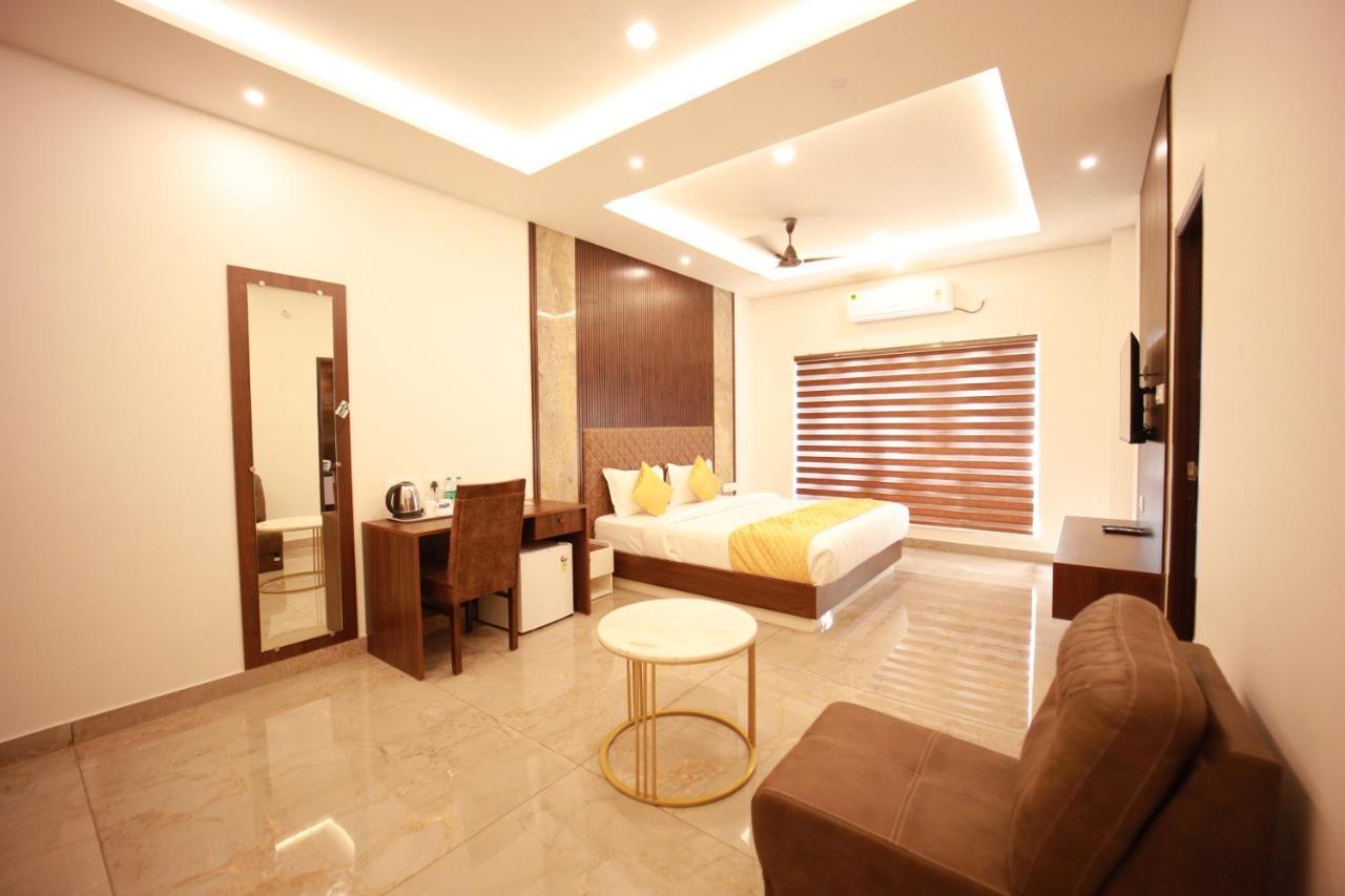 Bliss Regency Business Hotel Palakkad Eksteriør bilde