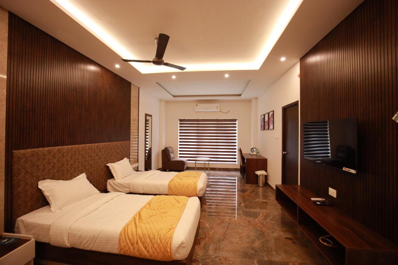 Bliss Regency Business Hotel Palakkad Eksteriør bilde