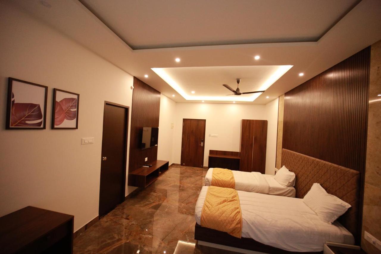Bliss Regency Business Hotel Palakkad Eksteriør bilde