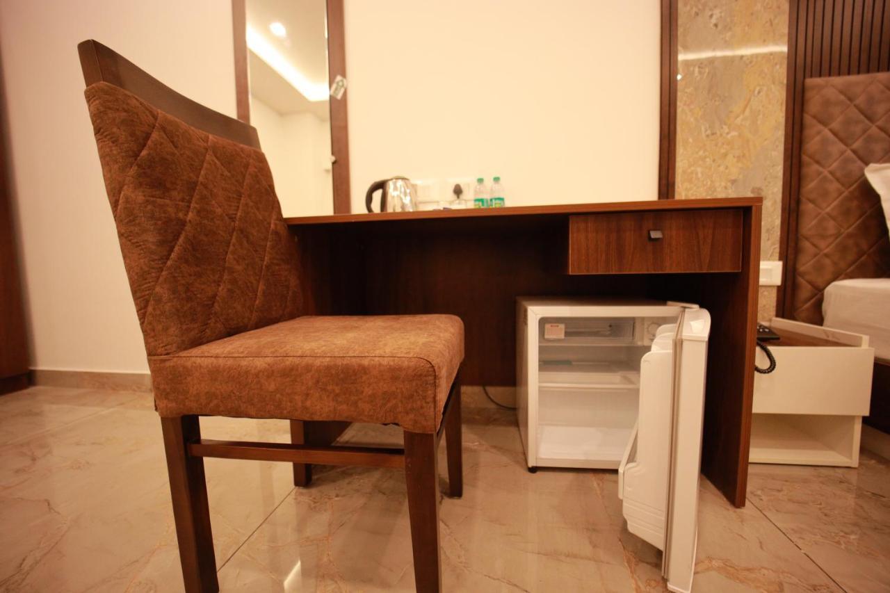 Bliss Regency Business Hotel Palakkad Eksteriør bilde