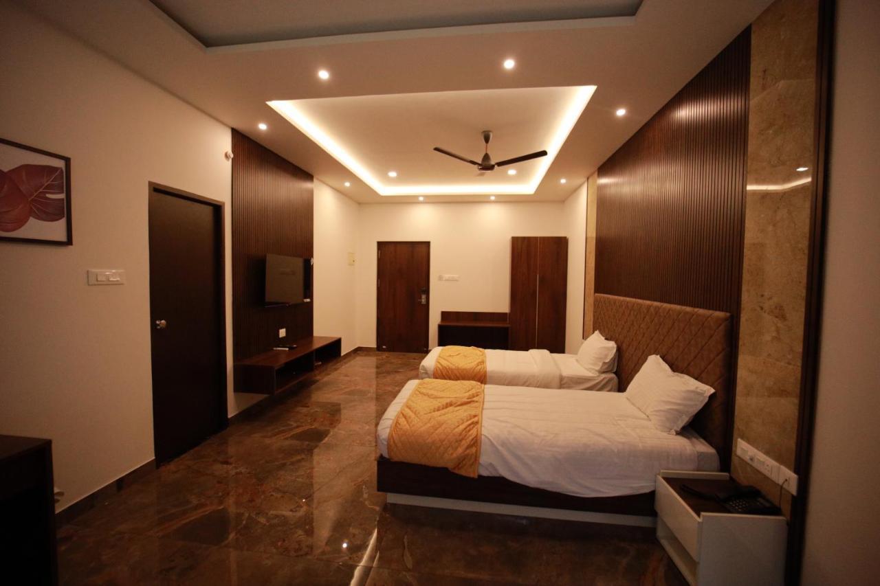 Bliss Regency Business Hotel Palakkad Eksteriør bilde